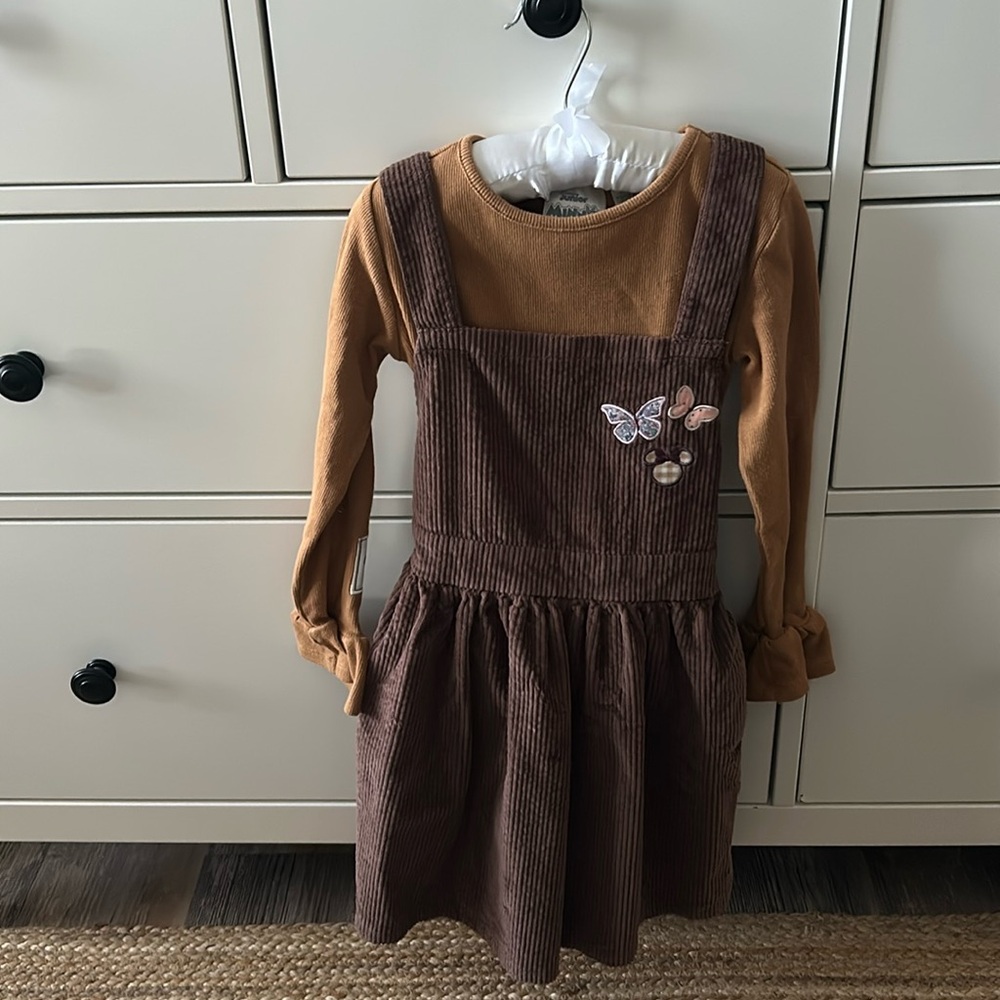 NWOT Disney Junior 2 piece corduroy suspenders skirt